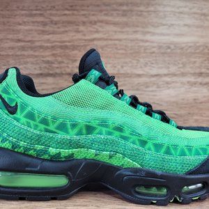 Rare Nike Air Max 95 CTRY Naija Pine Green Black CW2360-300 Men's Size 9.5